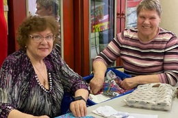 В Алтуфьеве возобновили очные занятия по декупажу и компьютерной грамотности для пенсионеров